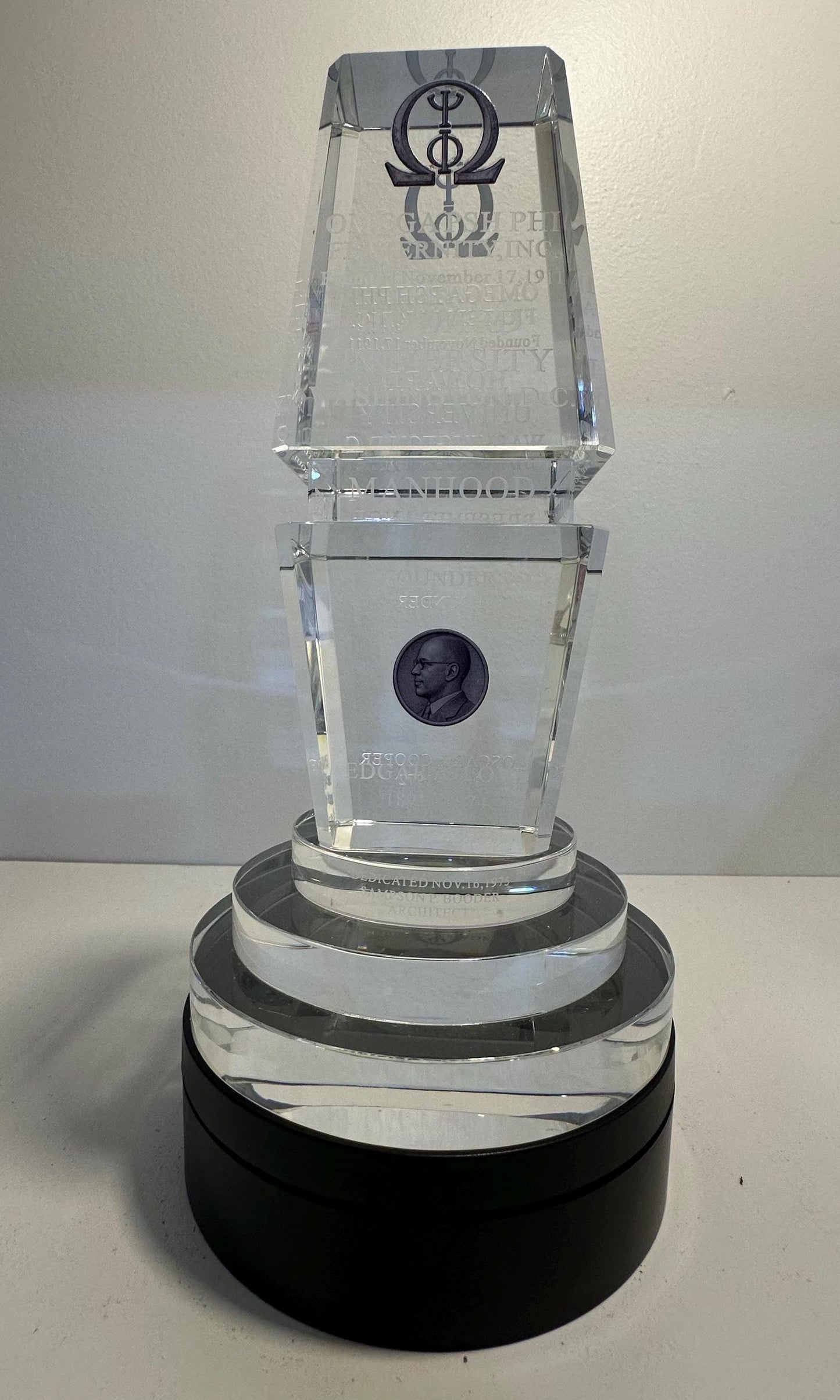 Omega Psi Phi Fraternity Monument Replica | 1911 Purple & Gold | Crystal Desk Decor